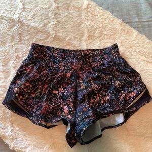 Lululemon hotty hot Shorts